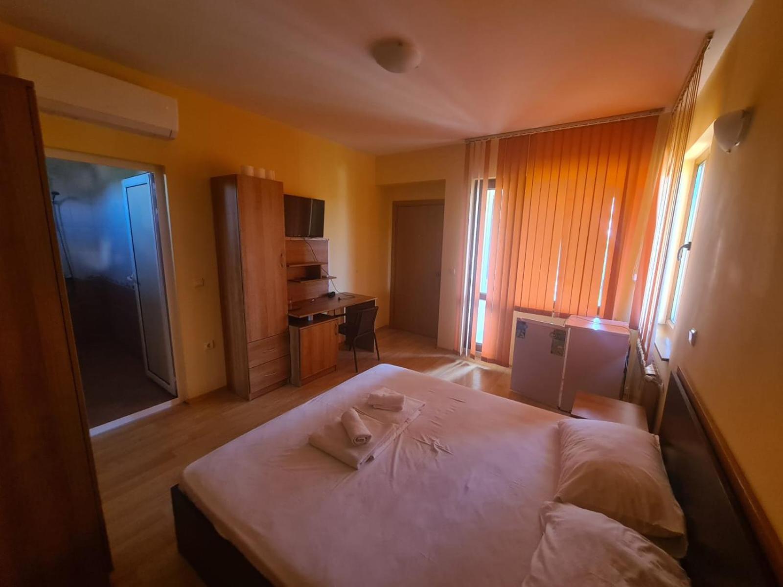 וארנה Villa B&B מראה חיצוני תמונה