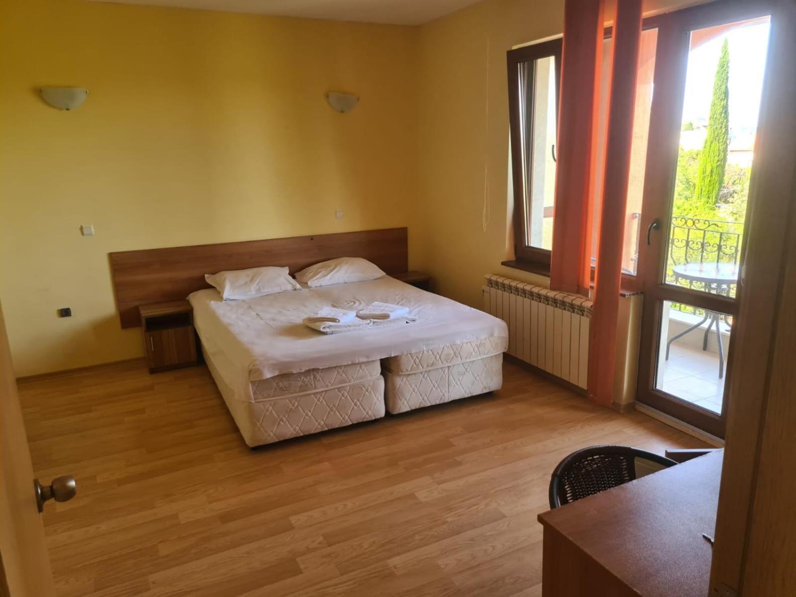 וארנה Villa B&B מראה חיצוני תמונה