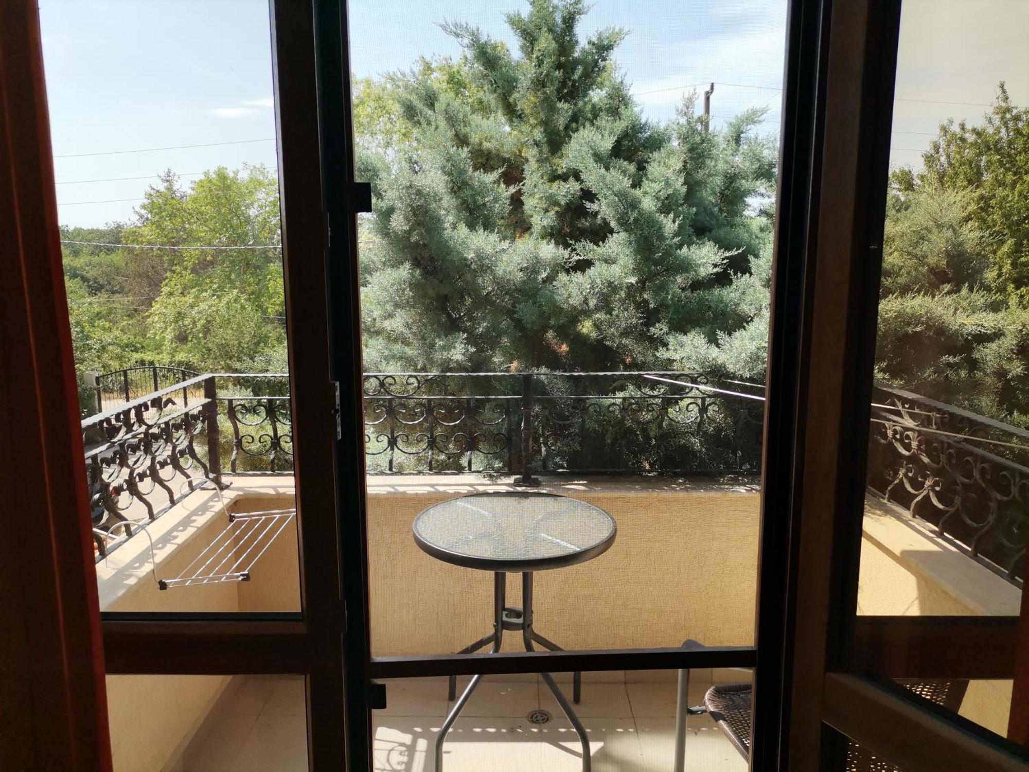 וארנה Villa B&B מראה חיצוני תמונה